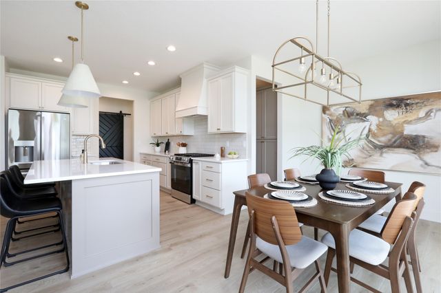 2257 Green Leaf Circle, Norwalk, IA 50211