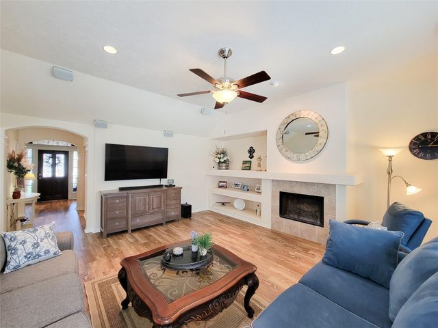 17431 Saddle Brush Trail, Houston, TX 77095