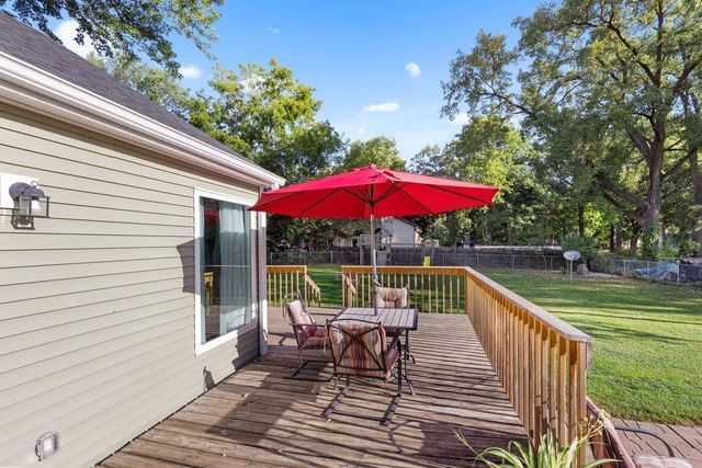 2513 WHITE OAKS Drive, Beloit, WI 53511