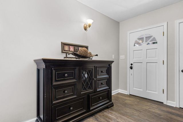 2513 WHITE OAKS Drive, Beloit, WI 53511