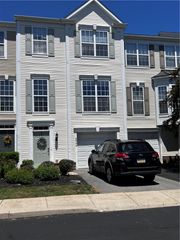 8549 Gateway Road, Upper Macungie Twp, PA 18031