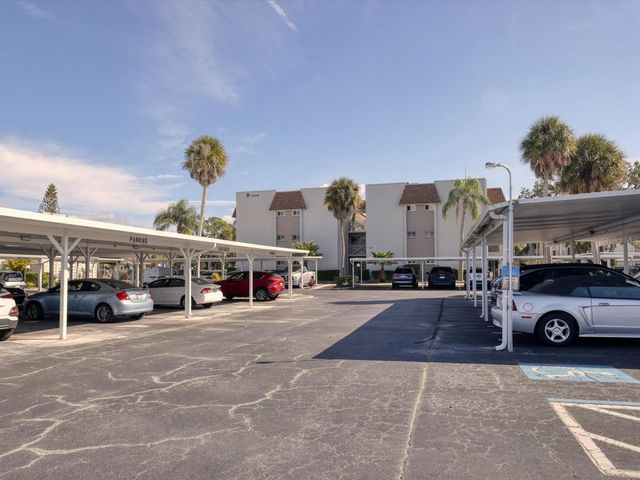 1330 GLEN OAKS DRIVE E 174D, Sarasota, FL 34232