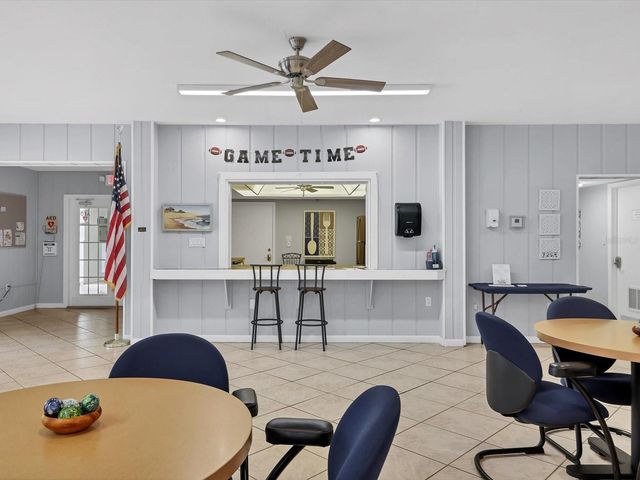 1330 GLEN OAKS DRIVE E 174D, Sarasota, FL 34232