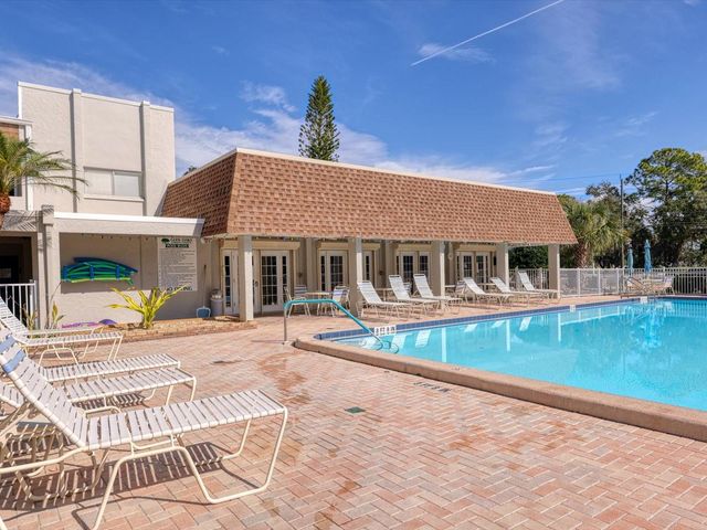 1330 GLEN OAKS DRIVE E 174D, Sarasota, FL 34232