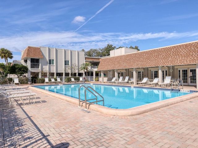 1330 GLEN OAKS DRIVE E 174D, Sarasota, FL 34232