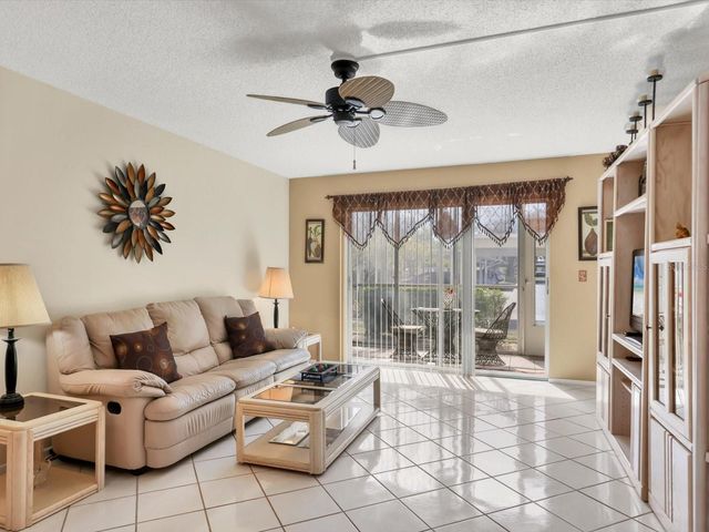 1330 GLEN OAKS DRIVE E 174D, Sarasota, FL 34232