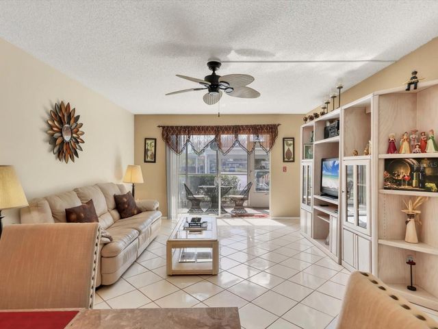 1330 GLEN OAKS DRIVE E 174D, Sarasota, FL 34232