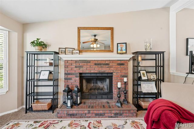 68 Sparrow Point Circle, Fenton, MO 63026