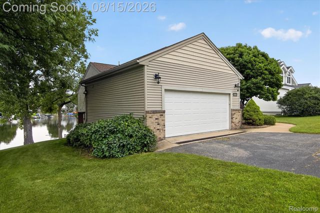 2805 Coral, Brighton Township, MI 48114