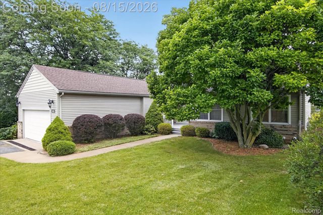 2805 Coral, Brighton Township, MI 48114