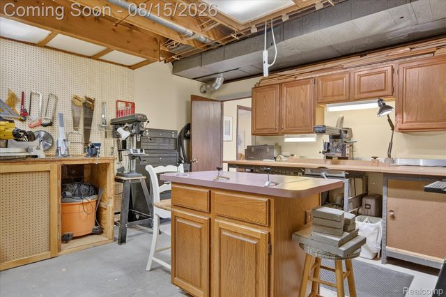 2805 Coral, Brighton Township, MI 48114
