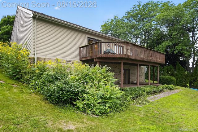 2805 Coral, Brighton Township, MI 48114