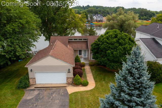 2805 Coral, Brighton Township, MI 48114