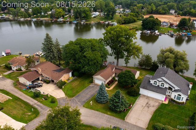 2805 Coral, Brighton Township, MI 48114