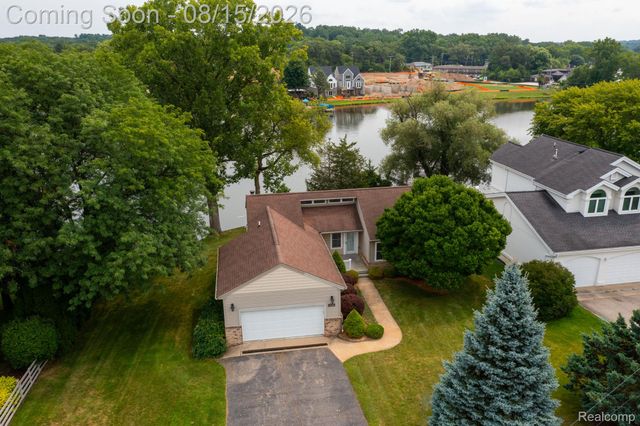 2805 Coral, Brighton Township, MI 48114