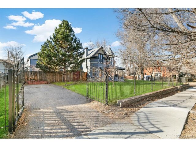 3885 Wolff St, Denver, CO 80212