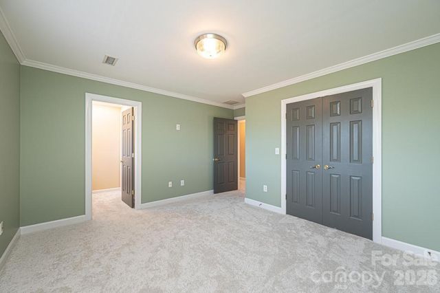 308 41st Avenue Place NW, Hickory, NC 28601