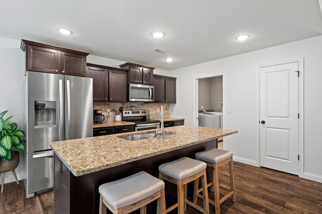 7575 S SAPLING CT, Columbia, MO 65203