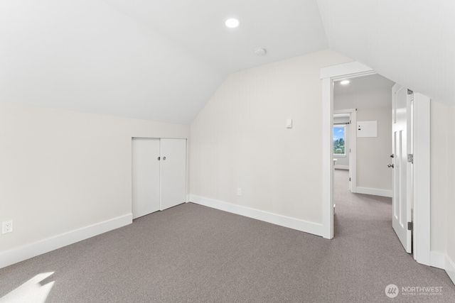 5243 19th Avenue NE, Seattle, WA 98105