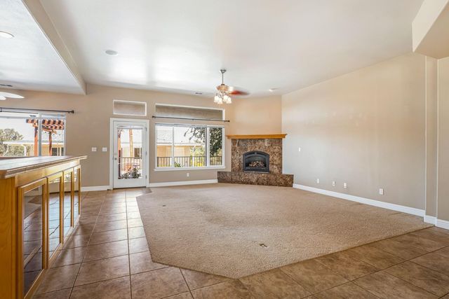 6434 Usher Dr, Valley Springs, CA 95252