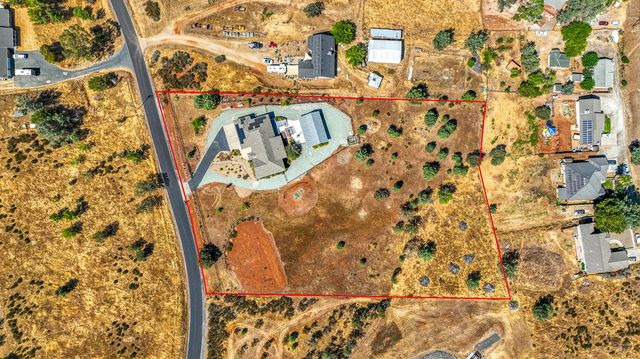 6434 Usher Dr, Valley Springs, CA 95252