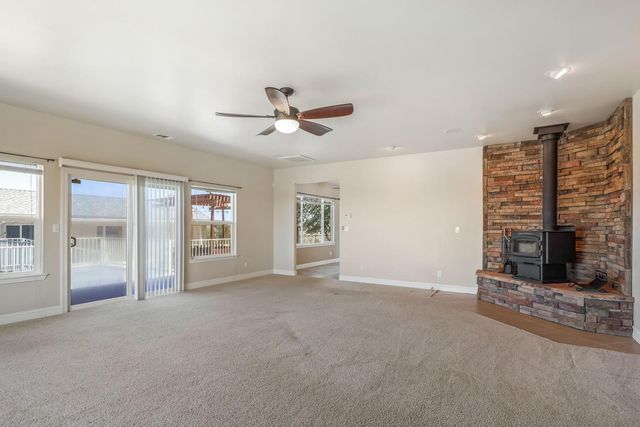 6434 Usher Dr, Valley Springs, CA 95252