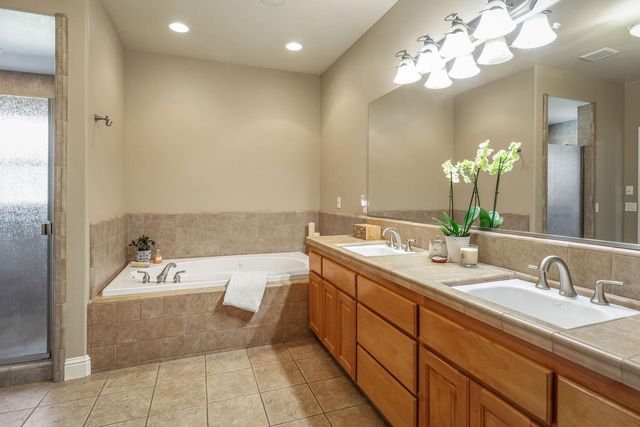 6434 Usher Dr, Valley Springs, CA 95252