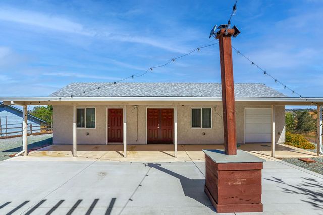 6434 Usher Dr, Valley Springs, CA 95252