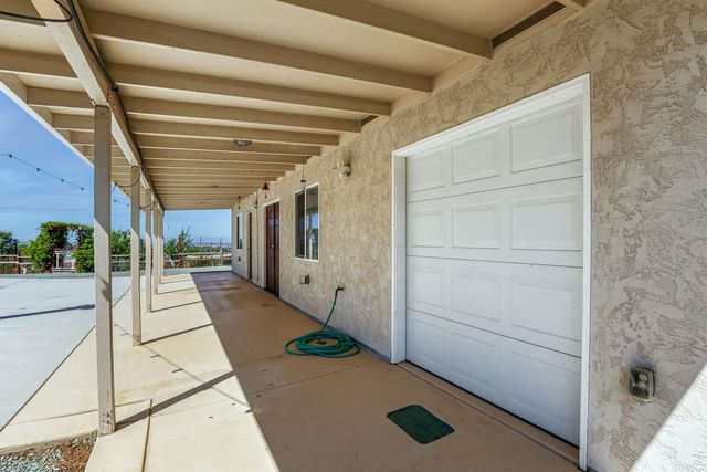 6434 Usher Dr, Valley Springs, CA 95252