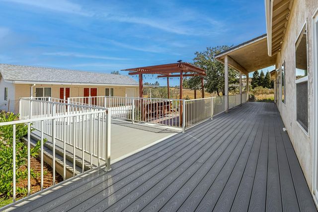 6434 Usher Dr, Valley Springs, CA 95252