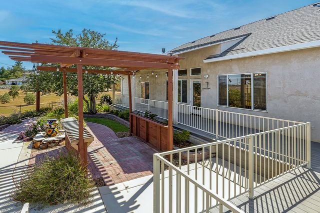 6434 Usher Dr, Valley Springs, CA 95252