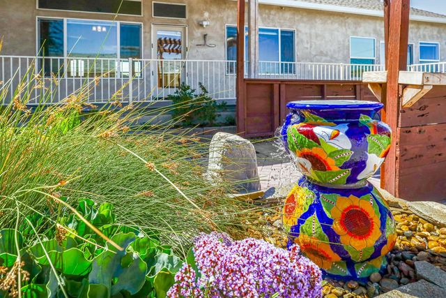 6434 Usher Dr, Valley Springs, CA 95252