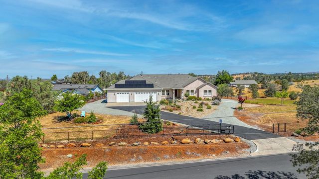 6434 Usher Dr, Valley Springs, CA 95252