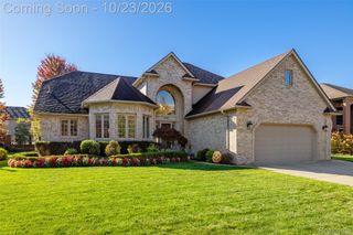 21354 Pine Cone Drive, Macomb Township, MI 48042