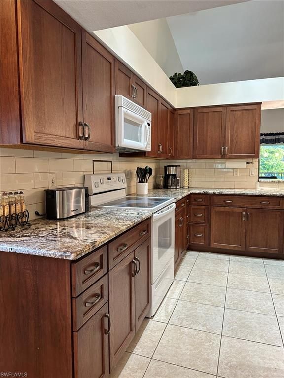 354 Dover PL 202, NAPLES, FL 34104 — photo 4