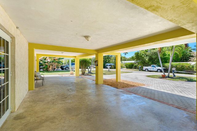 N 15 Ocean Drive, Key Largo, FL 33037