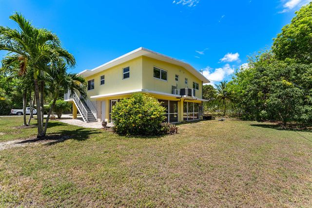 N 15 Ocean Drive, Key Largo, FL 33037