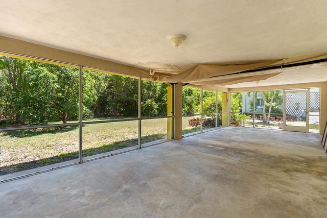 N 15 Ocean Drive, Key Largo, FL 33037