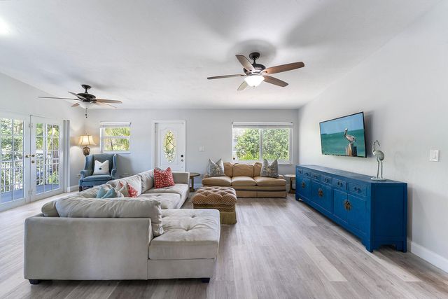 N 15 Ocean Drive, Key Largo, FL 33037