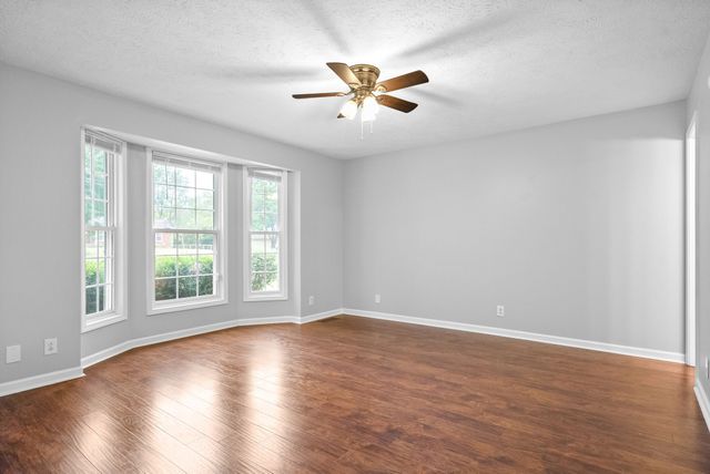 1786 Broadripple Dr, Clarksville, TN 37042