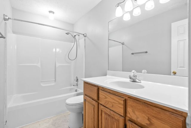 1786 Broadripple Dr, Clarksville, TN 37042