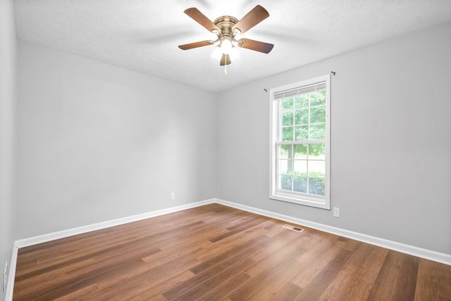 1786 Broadripple Dr, Clarksville, TN 37042