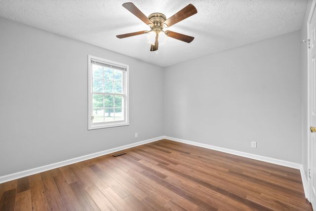 1786 Broadripple Dr, Clarksville, TN 37042