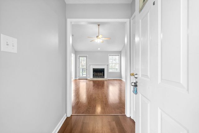 1786 Broadripple Dr, Clarksville, TN 37042