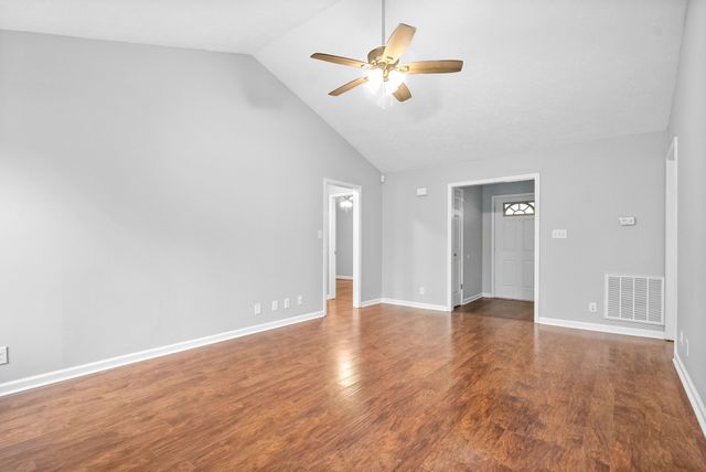 1786 Broadripple Dr, Clarksville, TN 37042