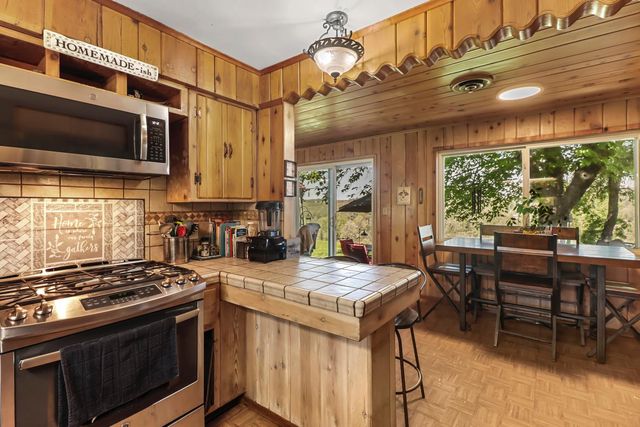 4360 Michael Ln, Auburn, CA 95602
