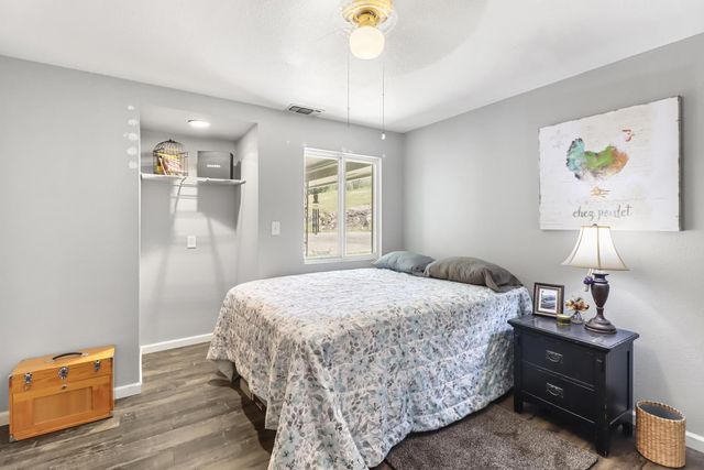 4360 Michael Ln, Auburn, CA 95602