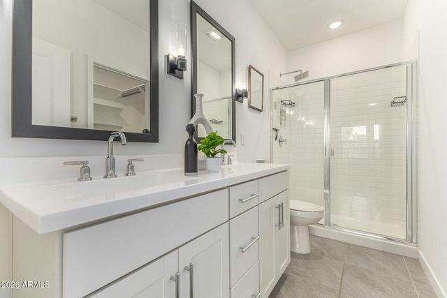 7801 N 79TH Avenue, Glendale, AZ 85303