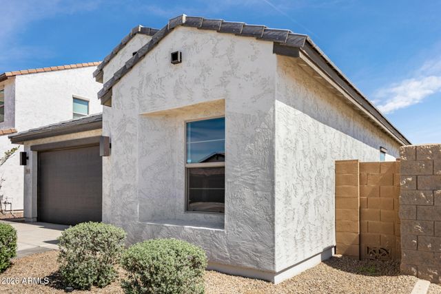 7801 N 79TH Avenue, Glendale, AZ 85303