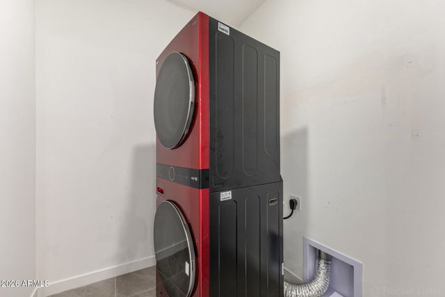 7801 N 79TH Avenue, Glendale, AZ 85303